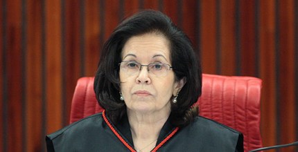 Ministra Laurita Vaz em sessão do TSE 