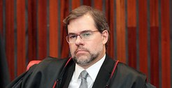 Ministro Dias Toffoli participa de sessão do TSE