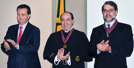 Ministro Dias Toffoli é homenageado nos 78 anos do Tribunal de Justiça Militar do Estado de São Paulo em 13.02.2015 Ministro Dias Toffoli é homenageado nos 78 anos do Tribunal de Justiça Militar do Estado de São ...