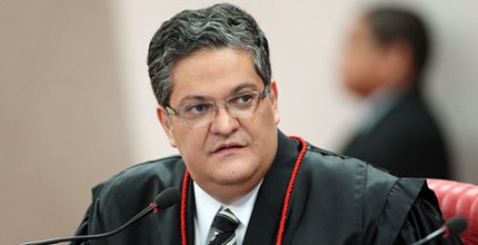 Ministro Henrique Neves em 07.03.2013 Ministro Henrique Neves