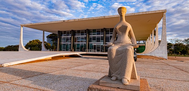 Foto da fachada da sede do Supremo Tribunal Federal (STF)