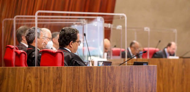 Sessão plenária em 14.12.2021
