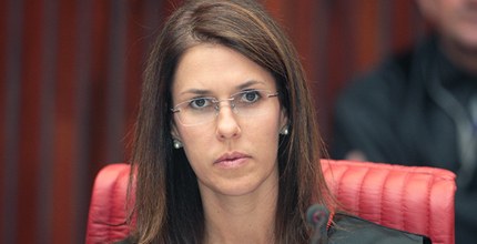 Ministra Luciana Lóssio em 4.9.2012 Foto de perfil da Ministra Luciana Lóssio em sessão do TSE